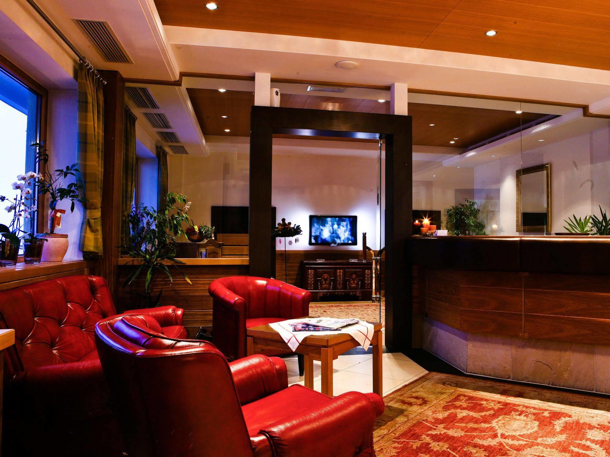 Hotel Cristallo Solda Luaran gambar